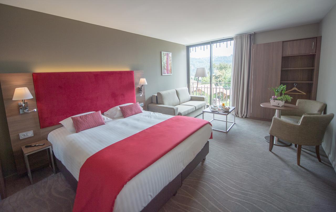 Hotel Lou Castelet Carros Buitenkant foto