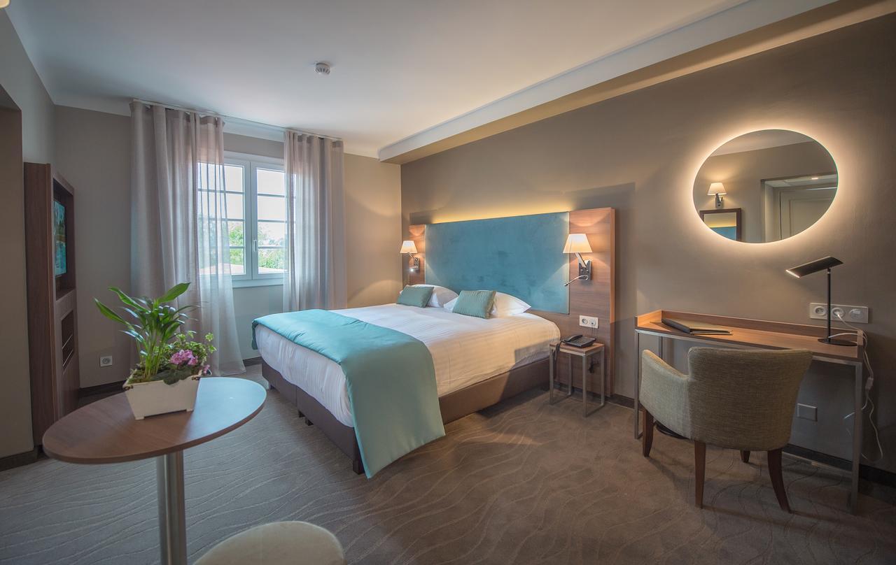 Hotel Lou Castelet Carros Buitenkant foto