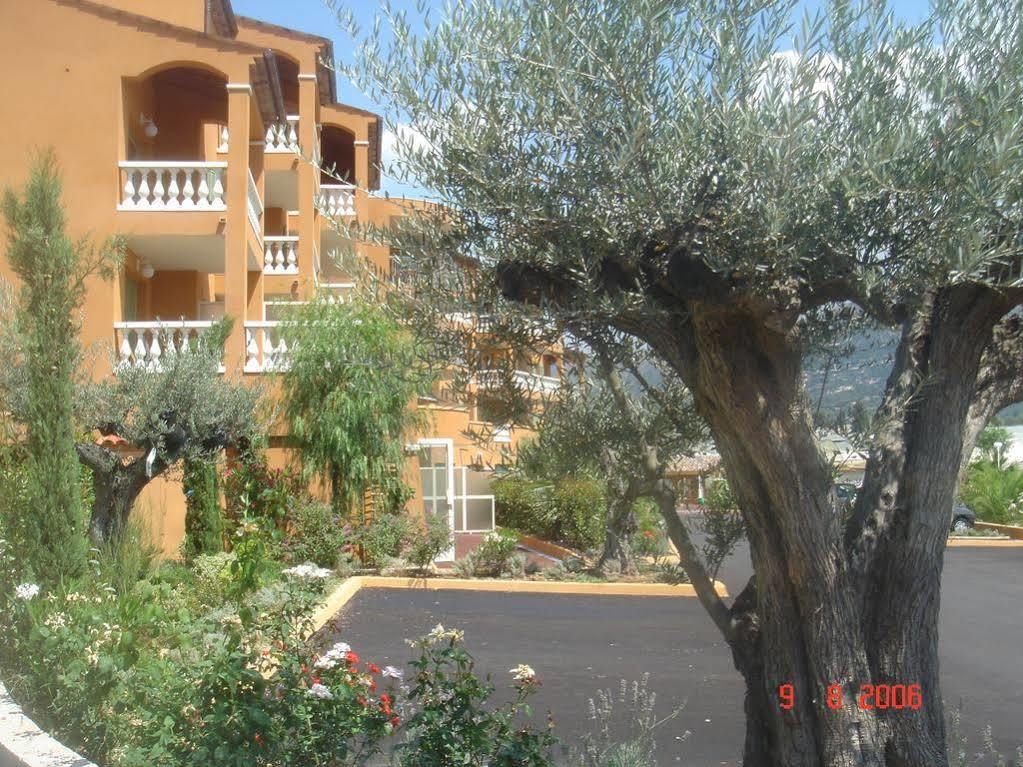 Hotel Lou Castelet Carros Buitenkant foto